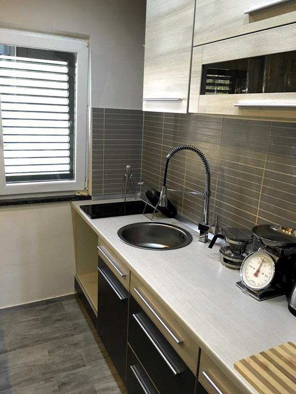 Apartment Pampas Свети свети Филип и Яков Стая снимка