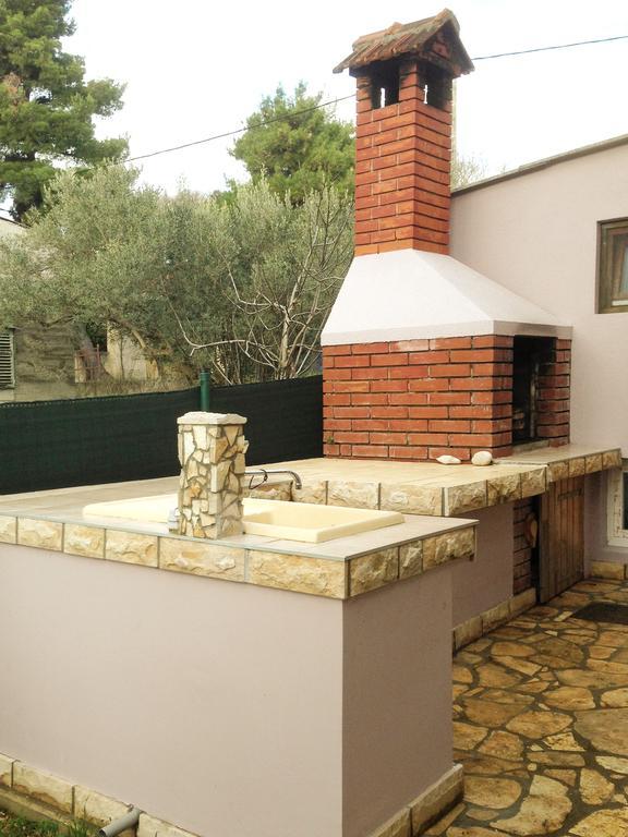 Apartment Pampas Свети свети Филип и Яков Екстериор снимка